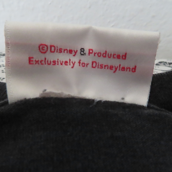 CHERNABOG DISNEY HOUSE OF VILLAINS TSHIRT - Picture 7 of 7